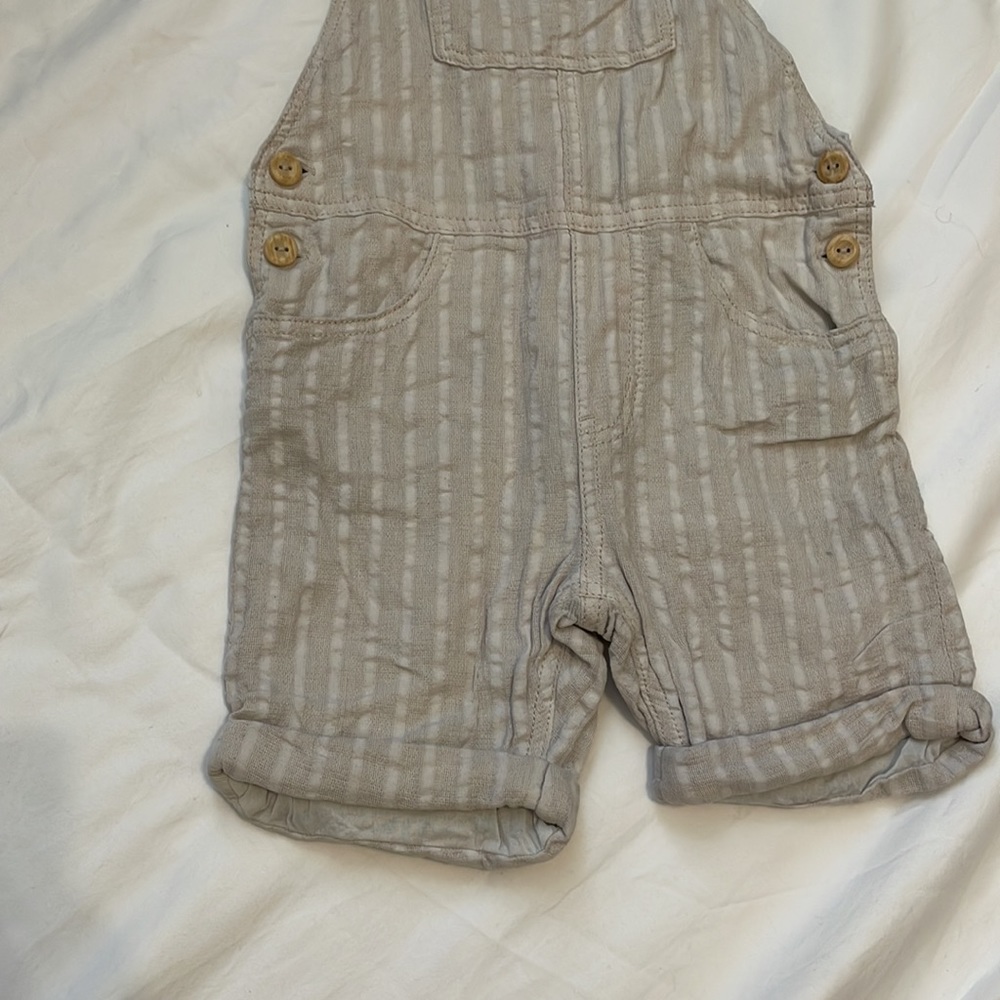 Toddler shortalls - Picture 2 of 3